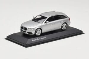 Audi A4 B8 Avant Ice Silver Minichamps 1:43 5011204213 Μέταλλο - εικόνα 2 από 4
