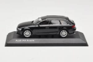 Audi A4 B8 Avant Phantom Black Minichamps 1:43 5011204223 Μέταλλο