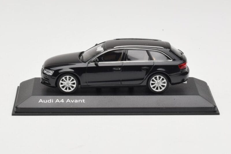 Audi A4 B8 Avant Phantom Black Minichamps 1:43 5011204223 Μέταλλο