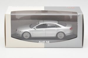 Audi A8 D3 Ασημί Minichamps 1:43 20000001386001 Μέταλλο - εικόνα 4 από 4