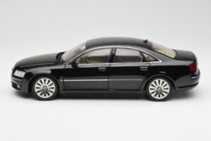 Audi A8 D3 W12 Μαύρο Kyosho 1:18 09212BK Μέταλλο - εικόνα 4 από 8