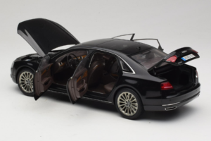 Audi A8L D3 W12 Phantom Black Kyosho 1:18 5011008125 Μέταλλο - εικόνα 5 από 8