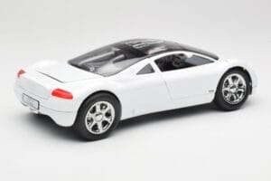 Audi Avus Quattro Alpine White Revell 1:18 08913 Μέταλλο - εικόνα 3 από 8