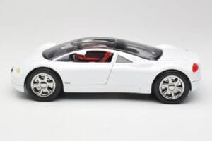 Audi Avus Quattro Alpine White Revell 1:18 08913 Μέταλλο - εικόνα 4 από 8