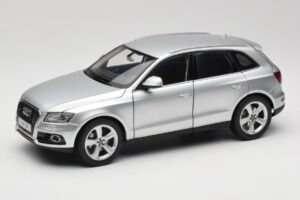 Audi Q5 8R Ice Silver Kyosho 1:18 09242IS Μέταλλο