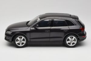 Audi Q5 8R Lava Grey Kyosho 1:18 09242LG Μέταλλο - εικόνα 4 από 8