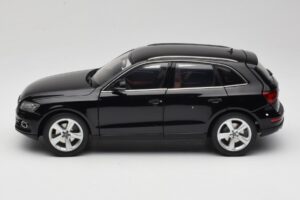 Audi Q5 8R Phantom Black Kyosho 1:18 09242BK Μέταλλο - εικόνα 4 από 8