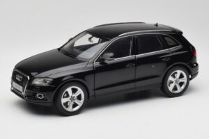 Audi Q5 8R Phantom Black Kyosho 1:18 09242BK Μέταλλο