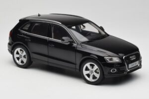 Audi Q5 8R Phantom Black Kyosho 1:18 09242BK Μέταλλο - εικόνα 6 από 8