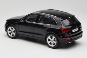 Audi Q5 8R Phantom Black Kyosho 1:18 09242BK Μέταλλο - εικόνα 7 από 8