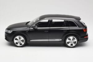 Audi Q7 4M Ματ Μαύρο Minichamps 1:18 110014001 Μέταλλο - εικόνα 4 από 8