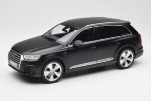 Audi Q7 4M Ματ Μαύρο Minichamps 1:18 110014001 Μέταλλο