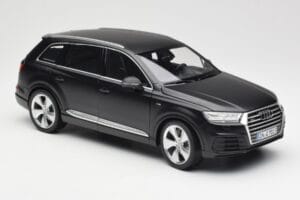 Audi Q7 4M Ματ Μαύρο Minichamps 1:18 110014001 Μέταλλο - εικόνα 6 από 8