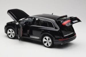 Audi Q7 4M Orca Black Minichamps 1:18 5011407625 Μέταλλο - εικόνα 5 από 8
