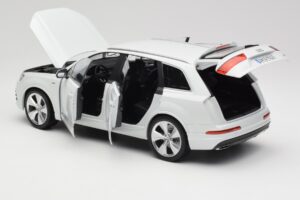 Audi Q7 4M Λευκό Minichamps 1:18 110014000 Μέταλλο - εικόνα 5 από 8