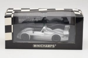 Audi R10 Concept Ice Ασημί Metallic Minichamps 1:43 AUDI001 Μέταλλο - εικόνα 4 από 4