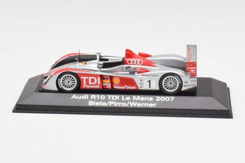 Audi R10 TDI LMP1 #1 F. Biela / E. Pirro / M. Werner 24 Hours of Le Mans 2007 Minichamps 1:43 5020700213 Μέταλλο