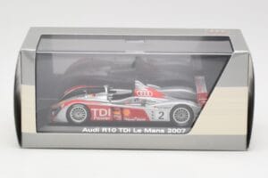 Audi R10 TDI LMP1 #2 R. Capello / T. Kristensen / A. McNish 24 Hours of Le Mans 2007 Minichamps 1:43 5020700223 Μέταλλο - εικόνα 4 από 4