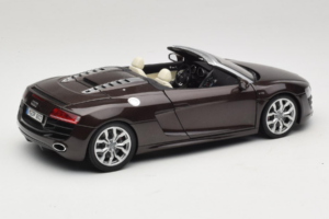 Audi R8 5.2 Spyder Teak Brown Kyosho 1:18 5010918525 Μέταλλο - εικόνα 3 από 8