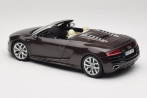 Audi R8 5.2 Spyder Teak Brown Kyosho 1:18 5010918525 Μέταλλο - εικόνα 7 από 8
