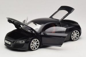 Audi R8 Μαύρο Kyosho 1:18 09213BK Μέταλλο - εικόνα 2 από 8