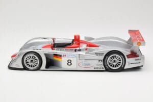 Audi R8 LMP900 #8 Audi Sport Team Joest F. Biela / E. Pirro / T. Kristensen 24 Hours of Le Mans 2000 Maisto 1:18 38899 Μέταλλ - εικόνα 3 από 6