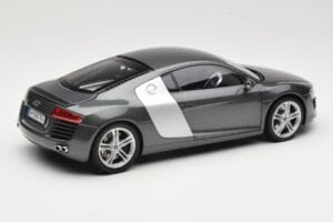 Audi R8 Type 42 4.2 Daytona Grey Kyosho 1:18 5010618425 Μέταλλο - εικόνα 3 από 8