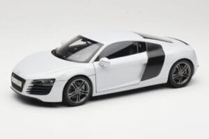 Audi R8 Type 42 Suzuka Grey Kyosho 1:18 09213SG Μέταλλο