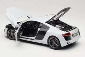 Audi R8 Type 42 Suzuka Grey Kyosho 1:18 09213SG Μέταλλο - εικόνα 5 από 8