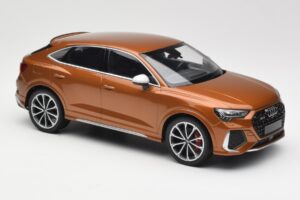 Audi RS Q3 Sportback 8U Brown Metallic Minichamps 1:18 155018104 Μέταλλο - εικόνα 4 από 6