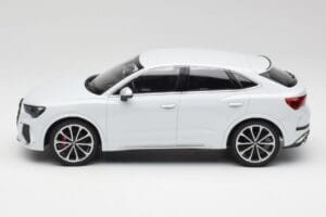 Audi RS Q3 F3 Sportback Glacier White Metallic Minichamps 1:18 155018105 Μέταλλο - εικόνα 3 από 6