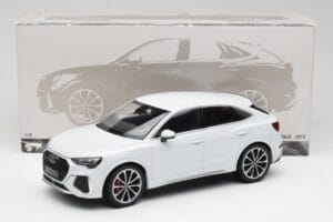 Audi RS Q3 F3 Sportback Glacier White Metallic Minichamps 1:18 155018105 Μέταλλο - εικόνα 6 από 6
