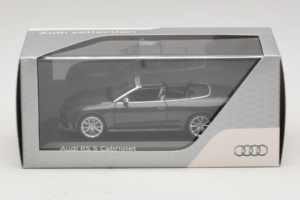 Audi RS5 B8 Καμπριολέ Daytona Gray Minichamps 1:43 5011215323 Μέταλλο - εικόνα 4 από 4