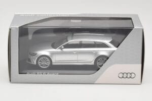 Audi RS6 C7 Avant Prisma Silver Minichamps 1:43 5011216213 Μέταλλο - εικόνα 4 από 4