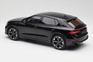 Audi RSQ8 Night Μαύρο GT Spirit 1:18 GT305 Ρητίνη - εικόνα 5 από 6