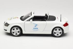Audi TT 8N Καμπριολέ Λευκό Maisto 1:18 56065 Μέταλλο - εικόνα 4 από 8