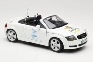 Audi TT 8N Καμπριολέ Λευκό Maisto 1:18 56065 Μέταλλο - εικόνα 6 από 8