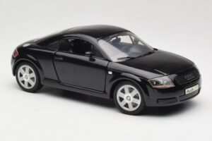 Audi TT 8N Μαύρο Revell 1:18 08953 Μέταλλο - εικόνα 6 από 8