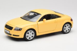 Audi TT 8N Κίτρινο Revell 1:18 08954-M1 Μέταλλο