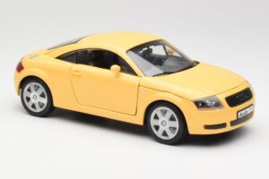 Audi TT 8N Κίτρινο Revell 1:18 08954-M1 Μέταλλο - εικόνα 6 από 8
