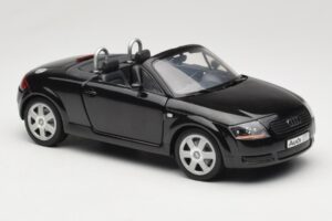 Audi TT 8N Roadster Μαύρο Revell 1:18 08980 Μέταλλο - εικόνα 6 από 8