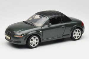 Audi TT 8N Roadster Πράσινο Revell 1:18 8979 Μέταλλο