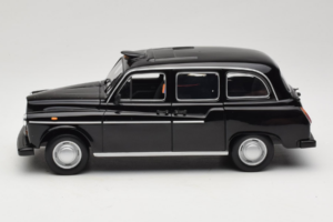 Austin FX4 London Taxi Μαύρο Minichamps 1:18 180136000 Μέταλλο - εικόνα 4 από 8