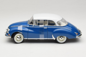Auto Union 1000 S Coupe Μπλε Λευκό Revell 1:18 08909 Μέταλλο - εικόνα 3 από 6