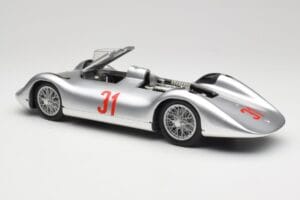 Auto Union Typ C Stromlinie #31 B. Rosemeyer 1937 Ασημί Revell 1:18 08436 Μέταλλο - εικόνα 5 από 8