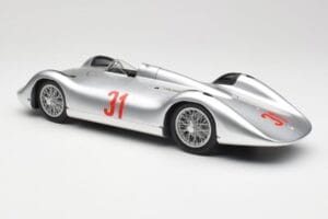 Auto Union Typ C Stromlinie #31 B. Rosemeyer 1937 Ασημί Revell 1:18 08436 Μέταλλο - εικόνα 7 από 8
