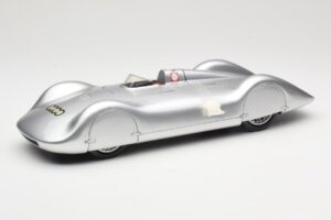Auto Union Type C Streamliner #72 B. Rosemeyer World Record 1937 Revell 1:18 08420 Μέταλλο