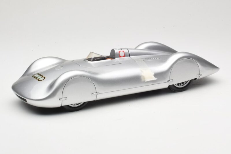 Auto Union Type C Streamliner #72 B. Rosemeyer World Record 1937 Revell 1:18 08420 Μέταλλο