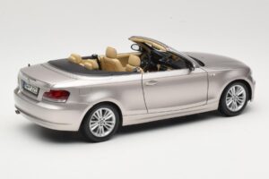 BMW 1 Series E88 Καμπριολέ Mineral Silver Metallic Kyosho 1:18 80430427020 Μέταλλο - εικόνα 3 από 8