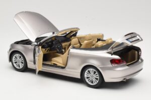 BMW 1 Series E88 Καμπριολέ Mineral Silver Metallic Kyosho 1:18 80430427020 Μέταλλο - εικόνα 5 από 8